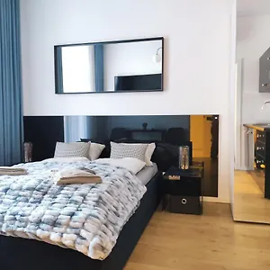 Szeroka 33 A-c By Homeprime Apartament